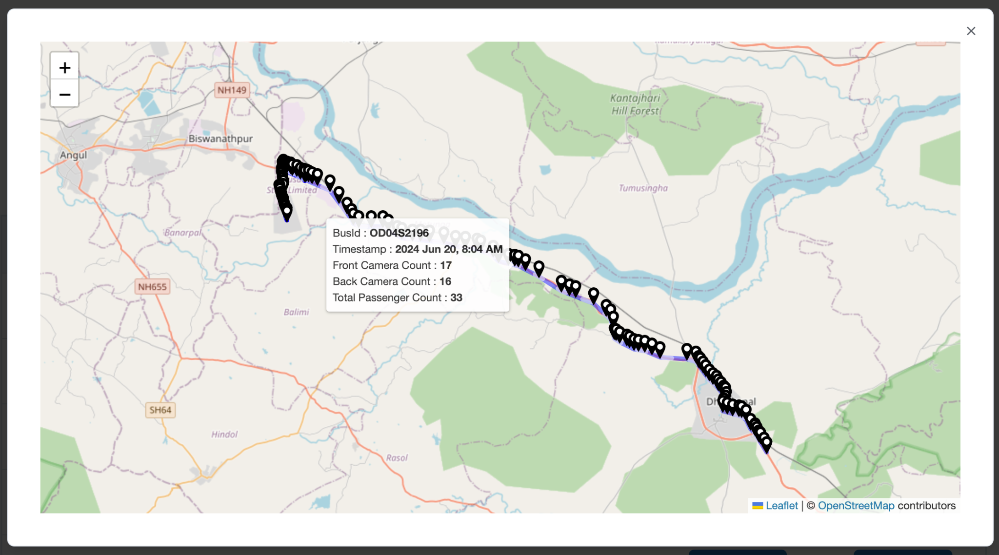 APCS per-bus dashboard showing passenger counts at 08:50 — Front: 10, Back: 18, Total: 28